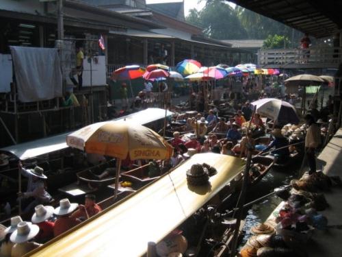 Cho-noi-Dumnoen-Saduak