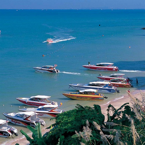 Đến Thái Lan nên tham gia các trò chơi trên biển